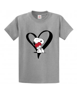 Hugging Snoopy Classic Unisex Kids and Adults T-Shirt